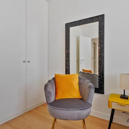 Welcome To Celia House Vitry-sur-Seine Buitenkant foto
